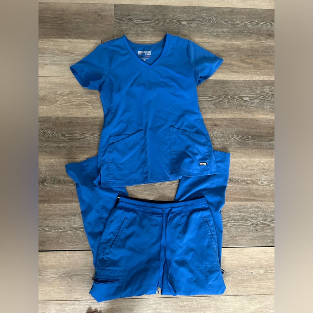 Greys anatomy scrub set